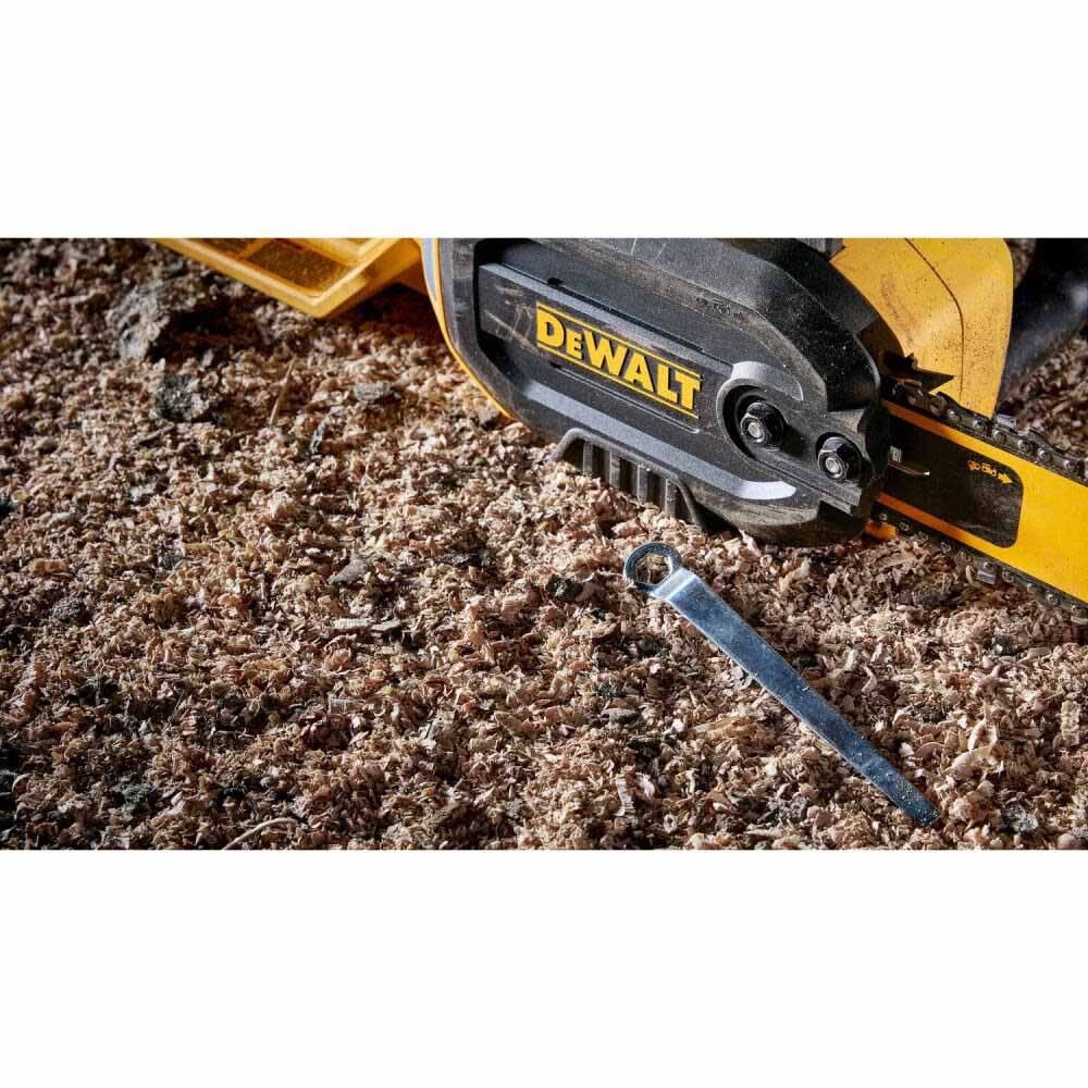 DeWalt DWCS600 18 in. 15 Amp Electric Chainsaw
