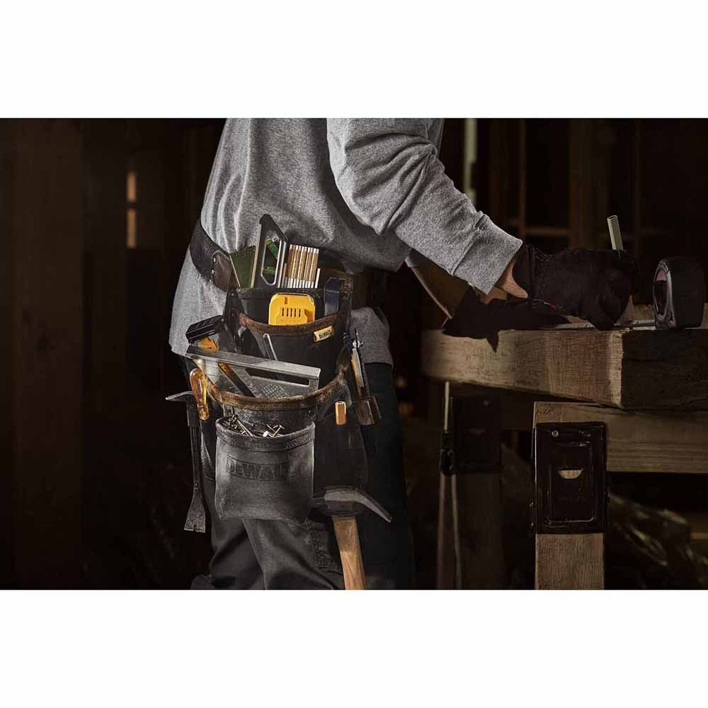 DeWalt DWST550115 Leather Pouch w/ Belt