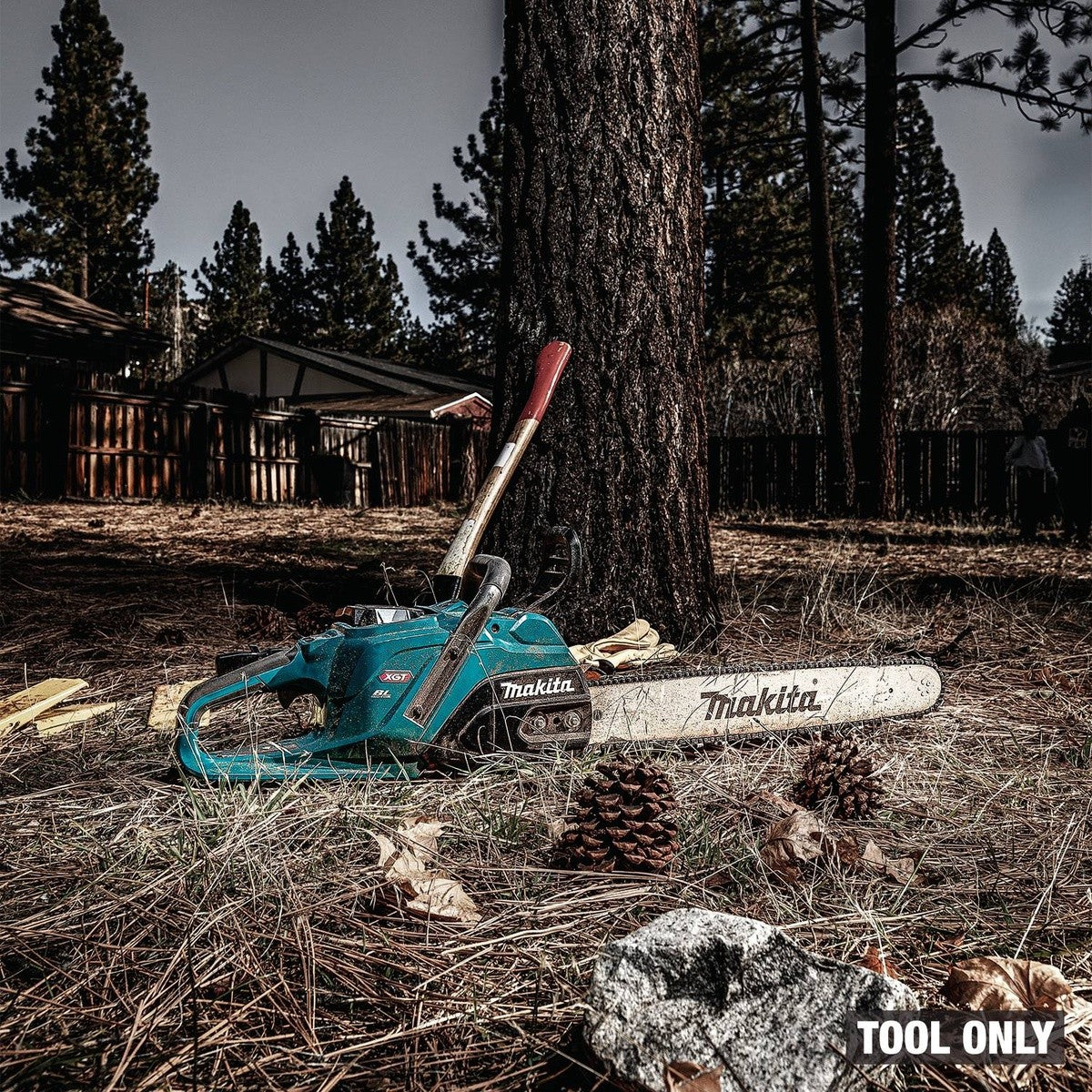 Makita GCU08Z 40V Max XGT Brushless Cordless 20" Chain Saw Tool Only