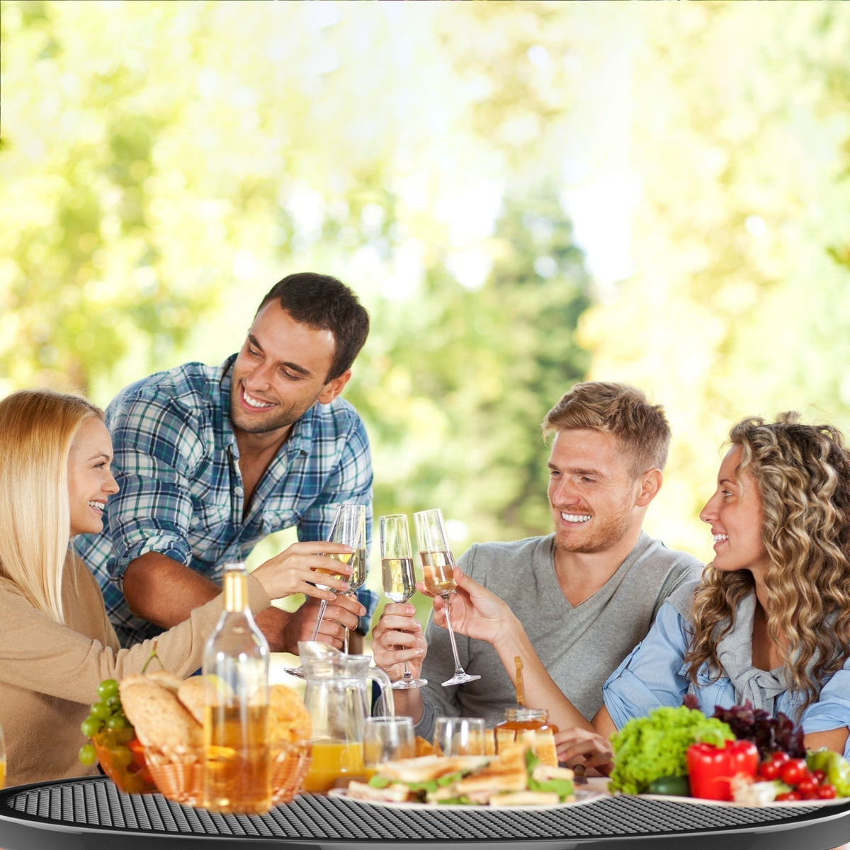 46" Round Picnic Table with Umbrella Hole