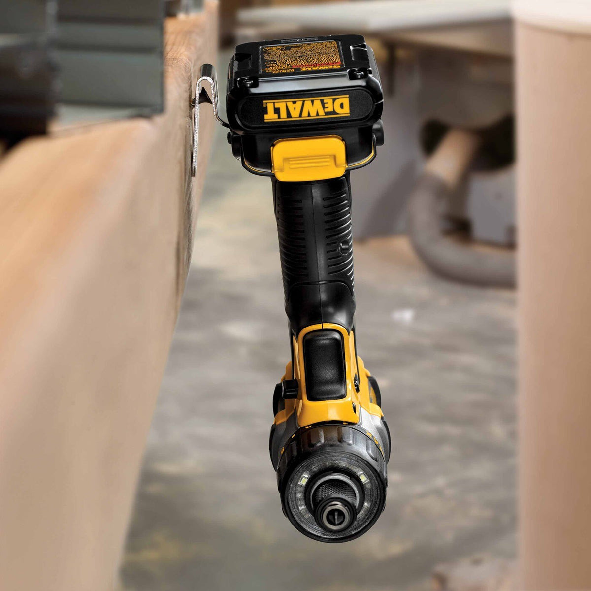 DeWalt DCF610S2 1/4" 12V MAX Cordless Screwdriver Kit