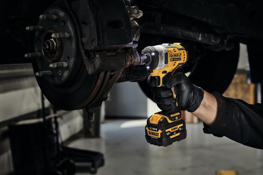 DeWalt DCF903B 12V MAX* 3/8" Impact Wrench (Tool Only)