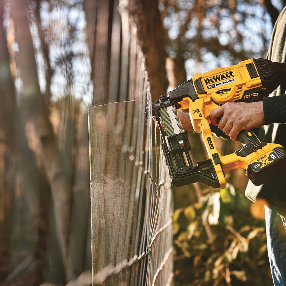 DeWalt DCFS950B 20V MAX* XR 9 GA Cordless Fencing Stapler (Tool Only)