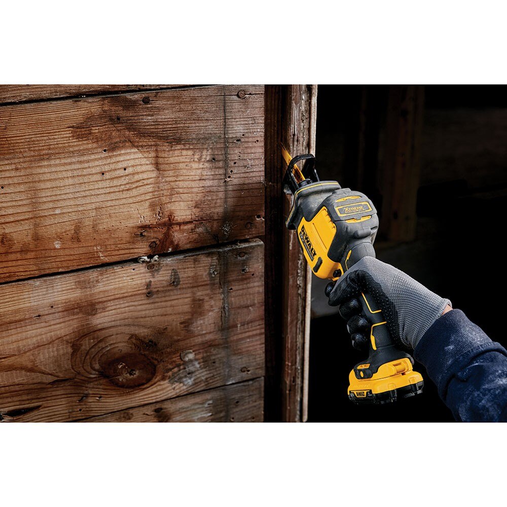 DeWalt DCS312G1 XTREME 12V MAX Brushless Cordless Reciprocating Saw Kit