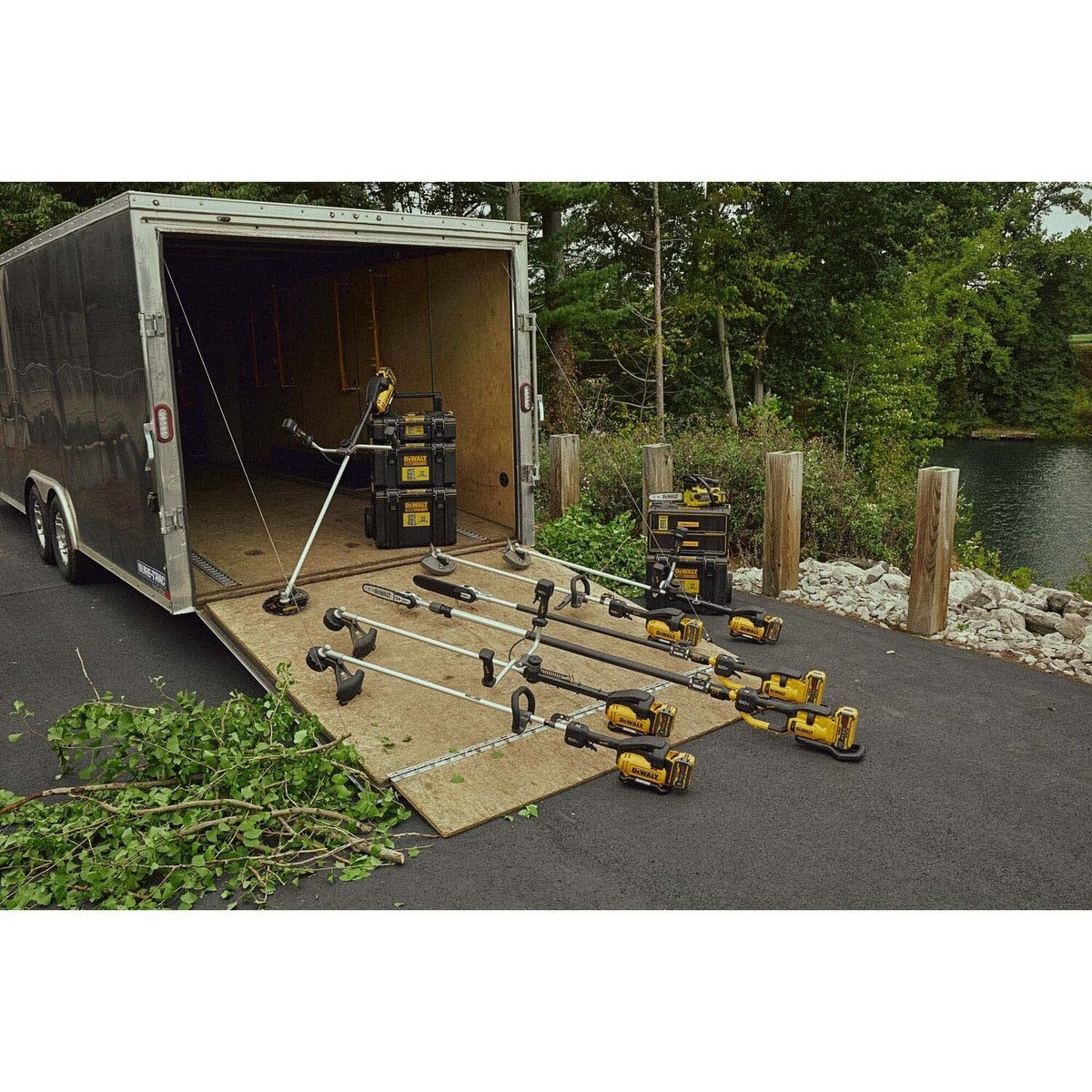 DeWalt DCST980X2 60V MAX Brushless 17.5 in. String Trimmer Kit with LED Display and D-Ring Handle (2 Batteries)