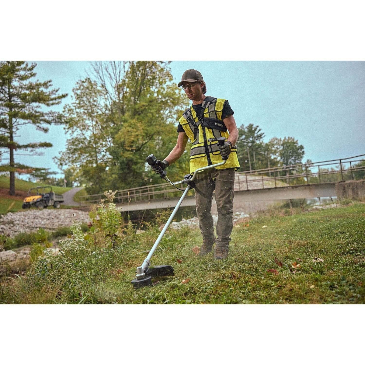 DeWalt DCST981B 60V MAX String Trimmer with Bike Handle, LED Display, 17.5 in. Swath (Tool Only)