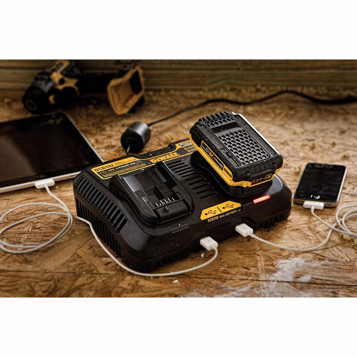 DeWalt DCB102 12V - 20V MAX* Jobsite Charging Station