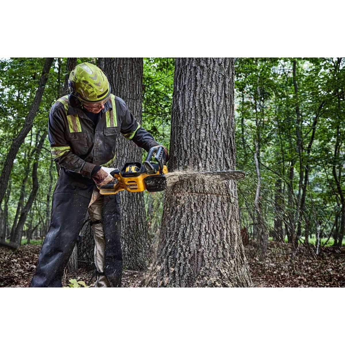 DeWalt DCCS677B 60V MAX* Brushless Cordless 20 in. Chainsaw (Tool Only)