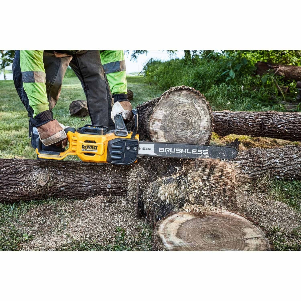 DeWalt DCCS677B 60V MAX* Brushless Cordless 20 in. Chainsaw (Tool Only)