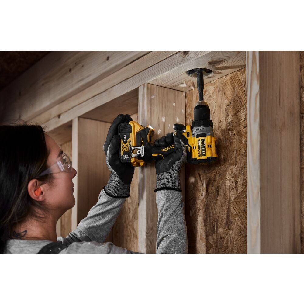 DeWalt DCD800P1 20V Max XR Brushless Cordless 1/2" Drill/Driver 5.0Ah Kit