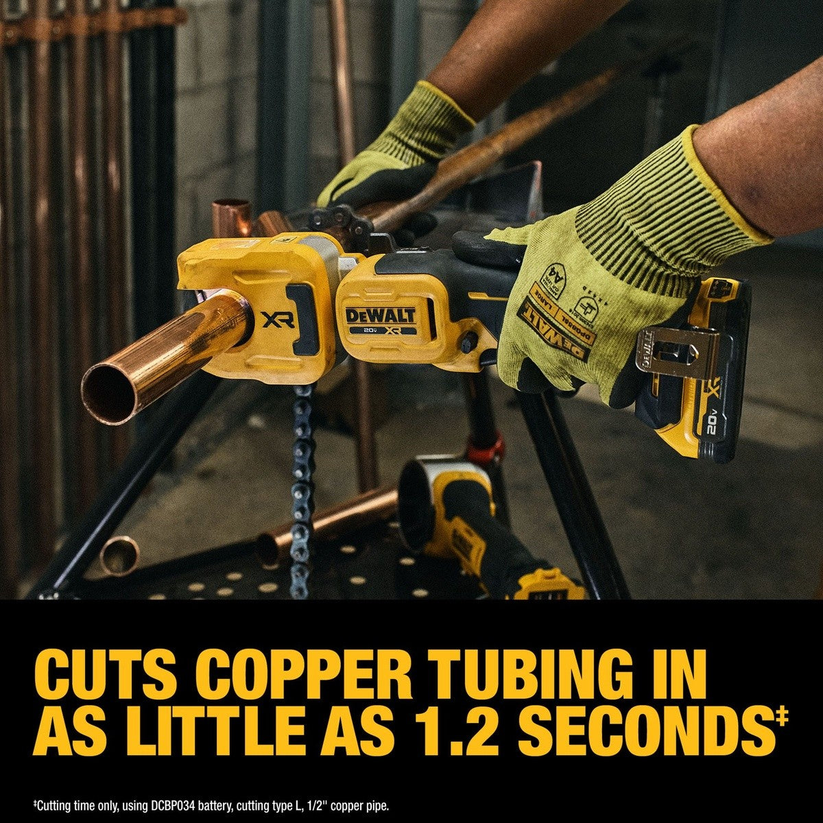 DeWalt DCE154E1 20V MAX XR 1-1/4" Copper Tubing Cutter Kit
