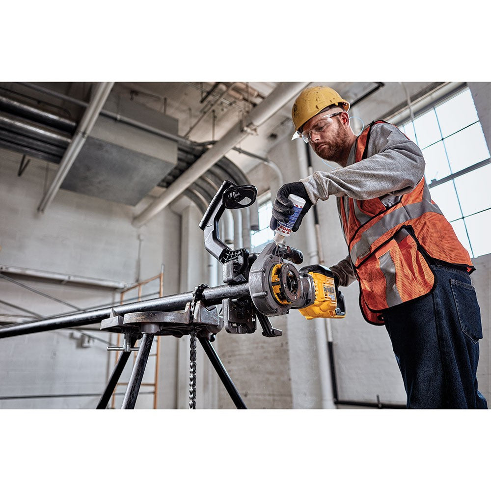DeWalt DCE700X2K FLEXVOLT 60V MAX Cordless Pipe Threader Kit With Die Heads