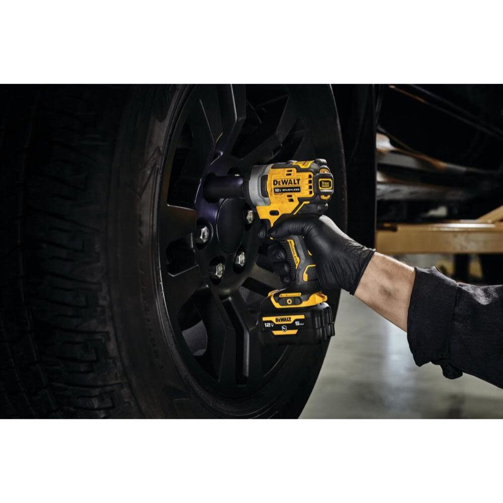 DeWalt DCF901GJ1G1 12V MAX 1/2" Impact Wrench Kit