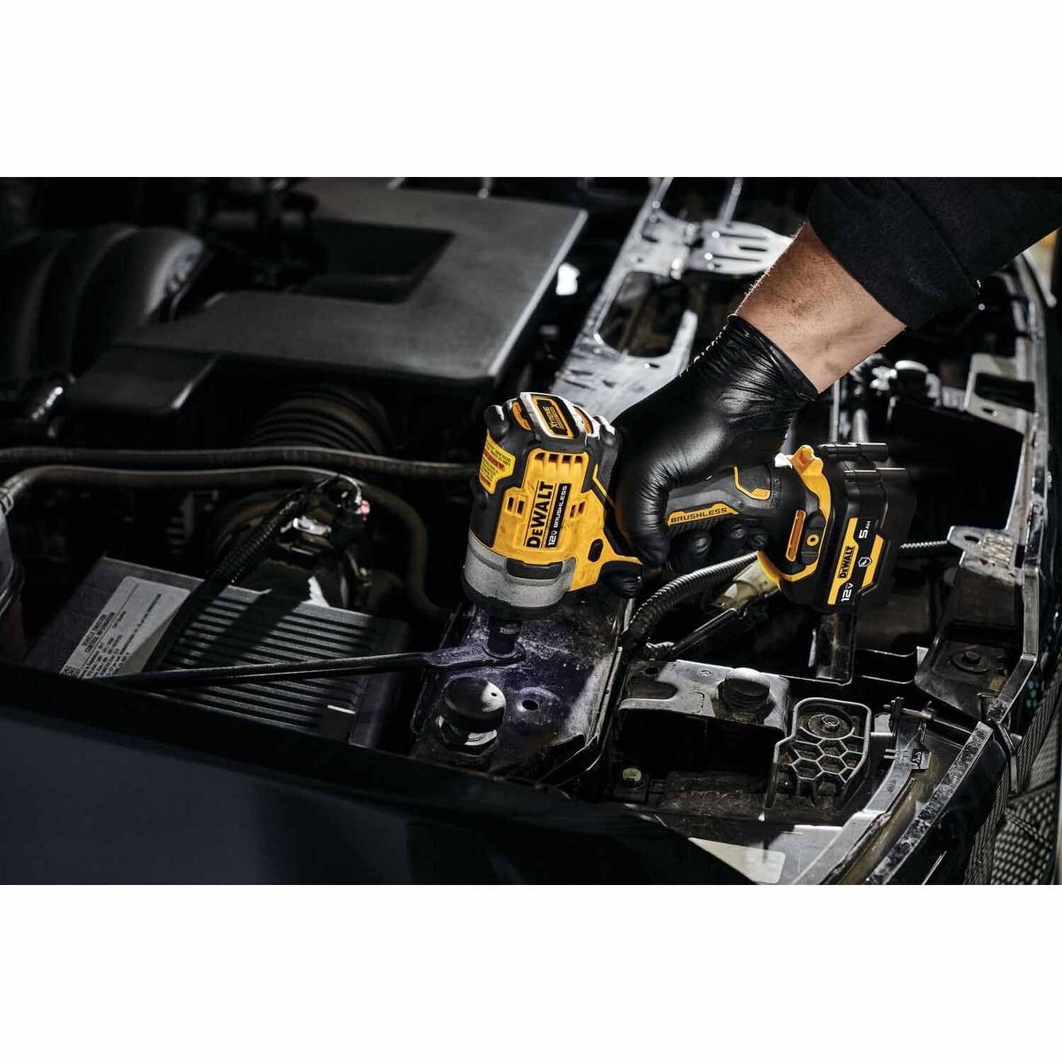 DeWalt DCF903GJ1G1 12V MAX* 3/8" Impact Wrench Kit