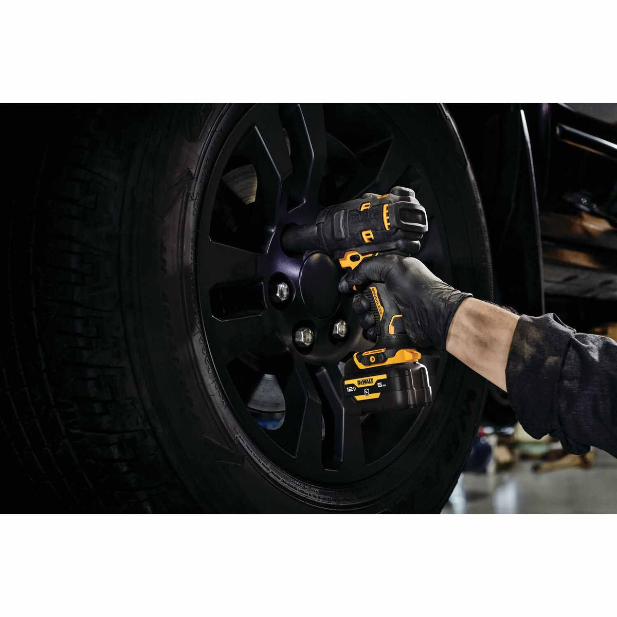 DeWalt DCF903GJ1G1 12V MAX* 3/8" Impact Wrench Kit