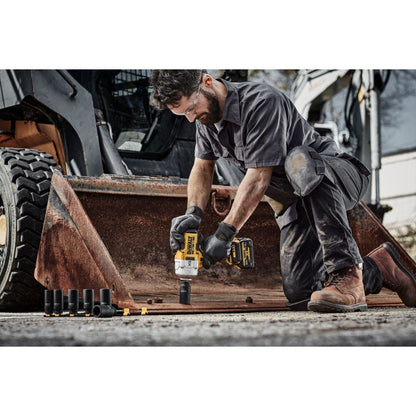 DeWalt DCF961B 20V MAX* XR Brushless Cordless 1/2 " High Torque Impact Wrench with Hog Ring Anvil (Tool Only)
