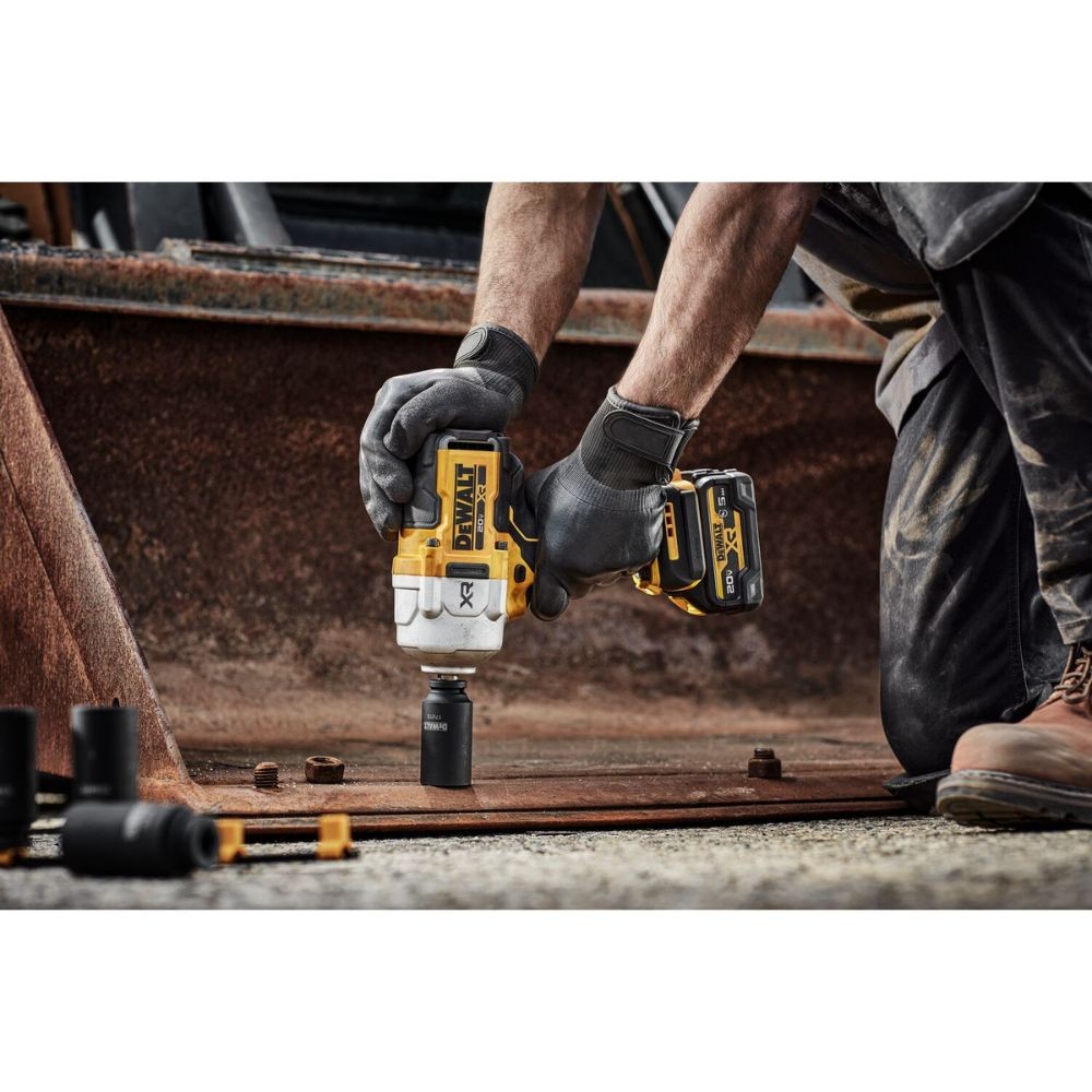 DeWalt DCF961B 20V MAX* XR Brushless Cordless 1/2 " High Torque Impact Wrench with Hog Ring Anvil (Tool Only)