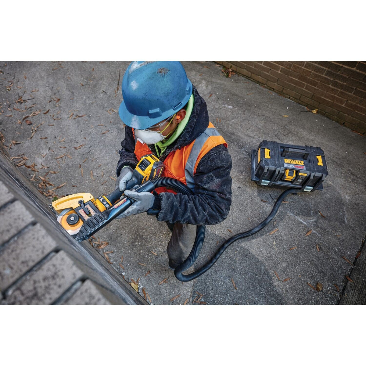 DeWalt DCG418MX1 60V MAX Brushless Cordless 4-1/2" to 6" Grinder Kit with Kickback Brake