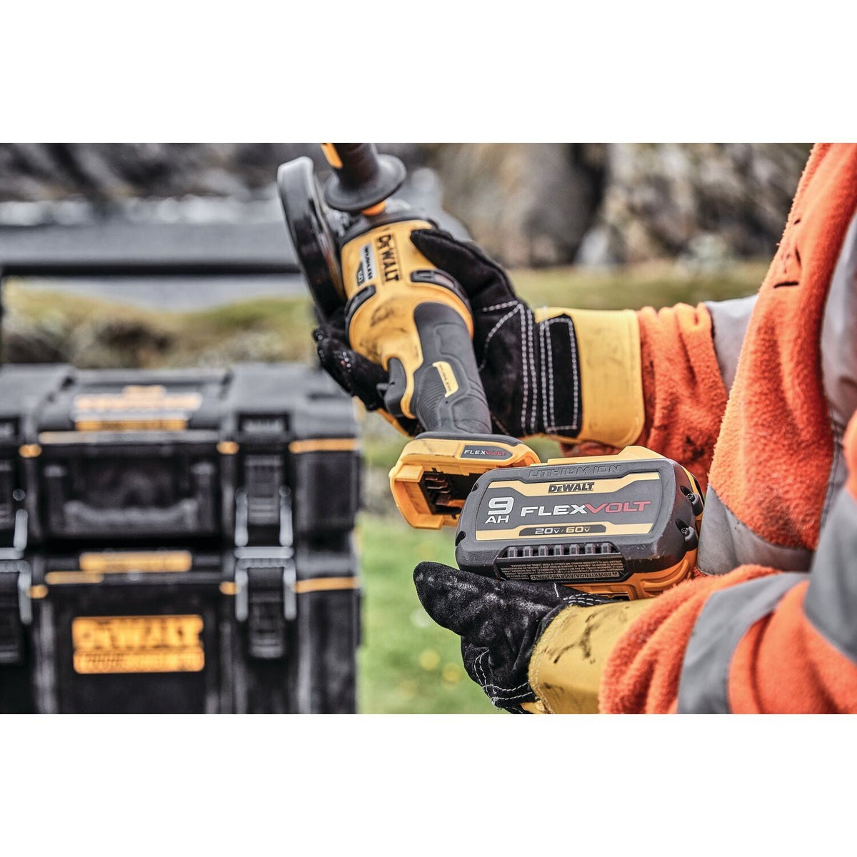 DeWalt DCG418MX1 60V MAX Brushless Cordless 4-1/2" to 6" Grinder Kit with Kickback Brake