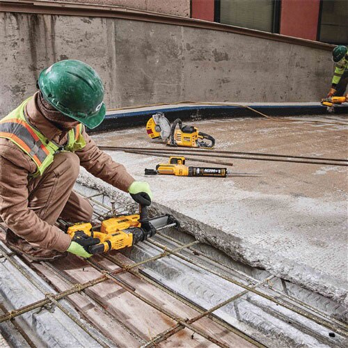 DeWalt DCH263R2DH 20V MAX 1-1/8" SDS + D-Handle Rotary Hammer w/Dust Extractor