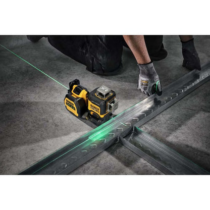DeWalt DCLE34033D1 20V MAX XR 3 x 360 High Precision Green Laser