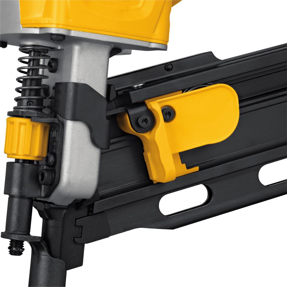 DeWalt DCN21PLM1 20V MAX* 21° Plastic Collated Cordless Framing Nailer Kit