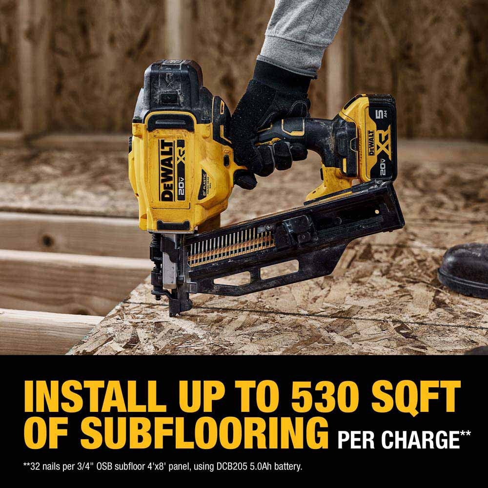 DeWalt DCN920P1 20V MAX XR Brushless Cordless 21 Degree Plastic Collated Framing Nailer Kit