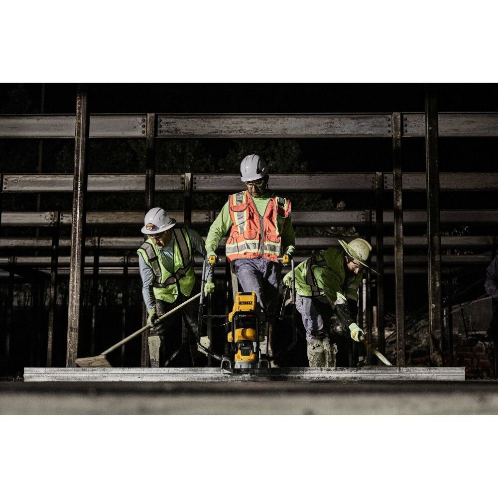 DeWalt DCPS330AG2 POWERSHIFT Concrete Power Screed Kit