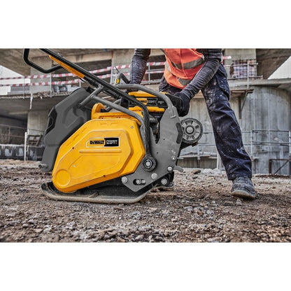 DeWalt DCPS7154AG2 POWERSHIFT Forward Plate Compactor Kit