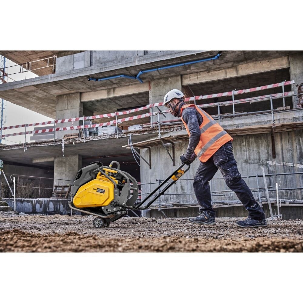 DeWalt DCPS7154AG2 POWERSHIFT Forward Plate Compactor Kit