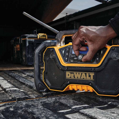 DeWalt DCR028B 12V/20V/60V Bluetooth Radio