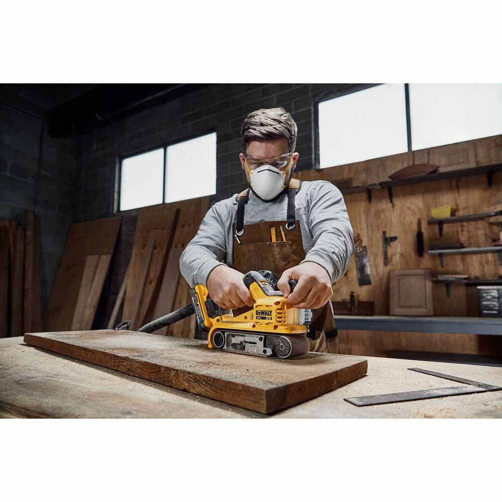 DeWalt DCW220B 20V Max XR Belt Sander