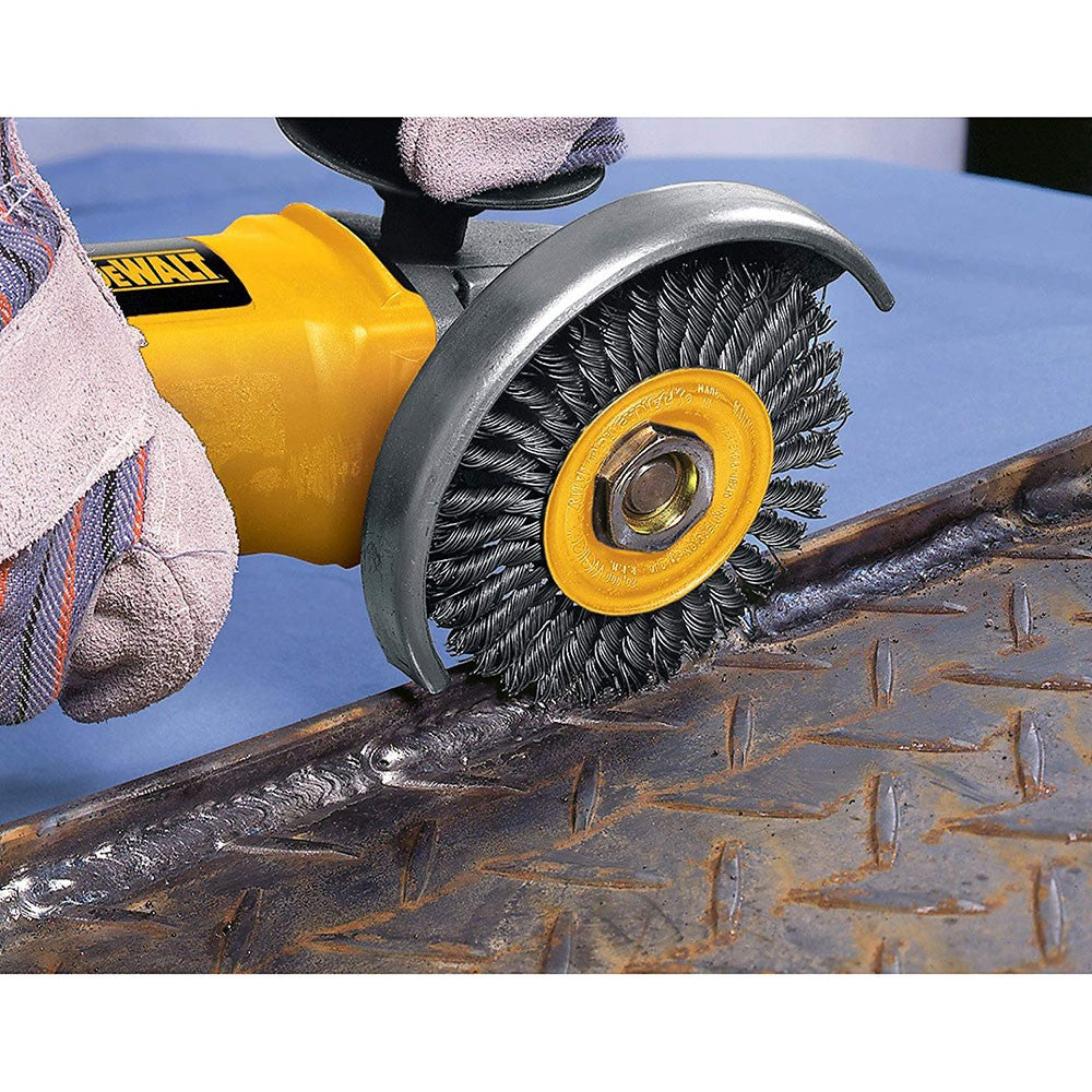 DeWalt DW4925 Carbon Stringer Wire Wheel, 4" x 5/8"-11 HP