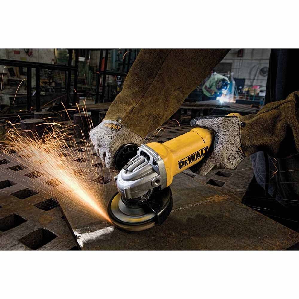 DeWalt DWA8282 ELITE SERIES 4-1/2 X 7/8 80G T29 Flap Disc
