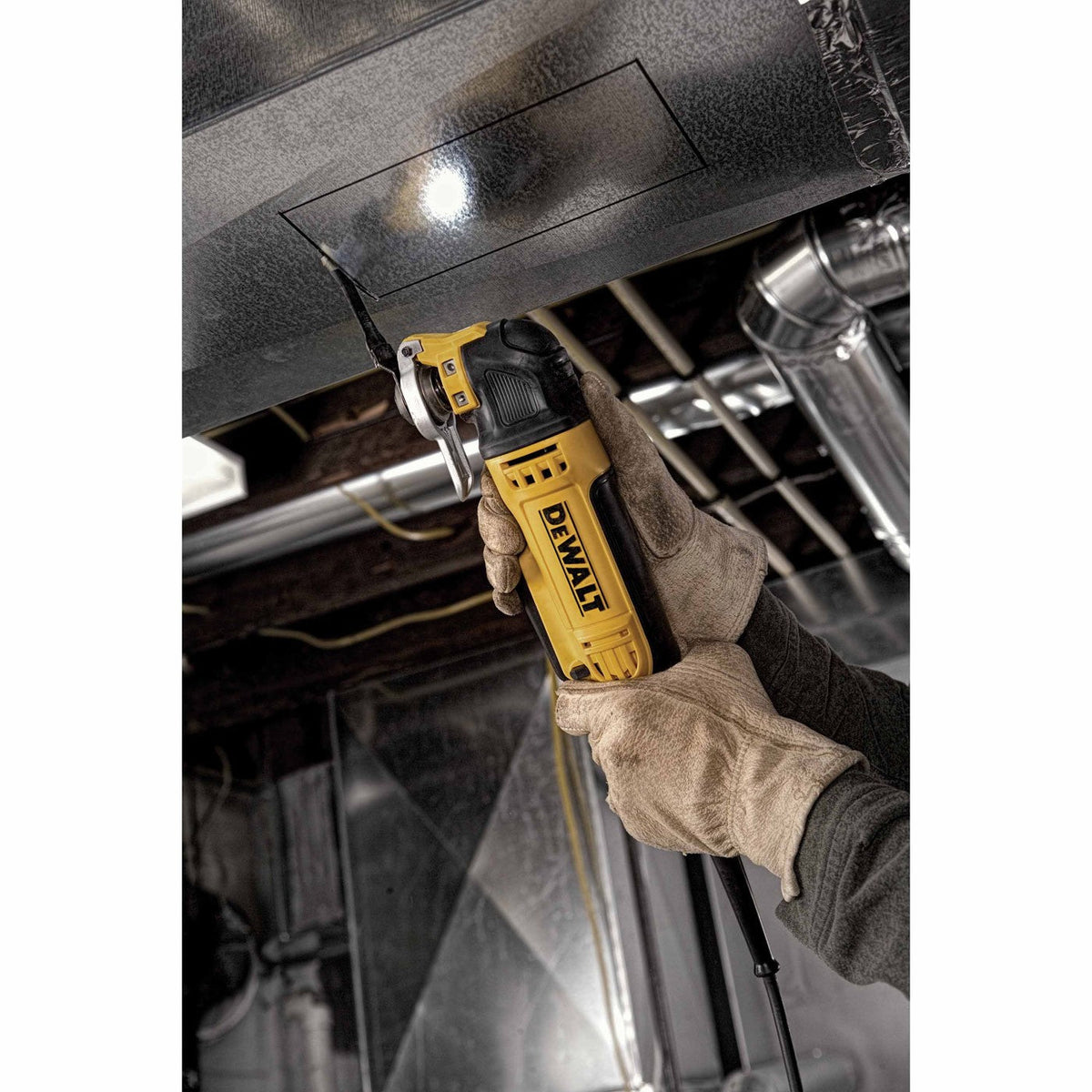 DeWalt DWE315K 3 Amp Oscillating Multi-Tool Kit, 29-Piece