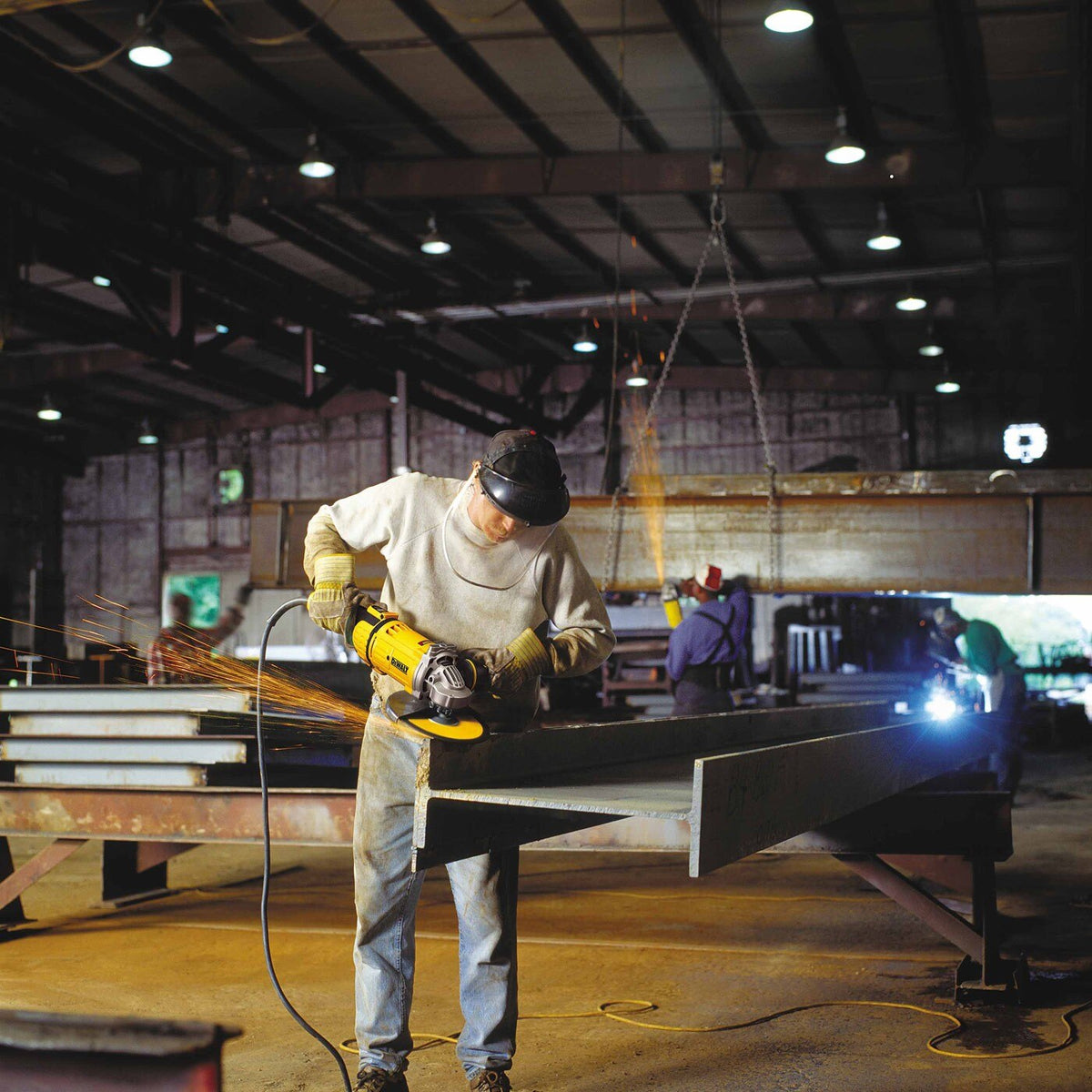 DeWalt DWE4599N 9" 6,500 rpm 4.9 HP Angle Grinder, No-Lock