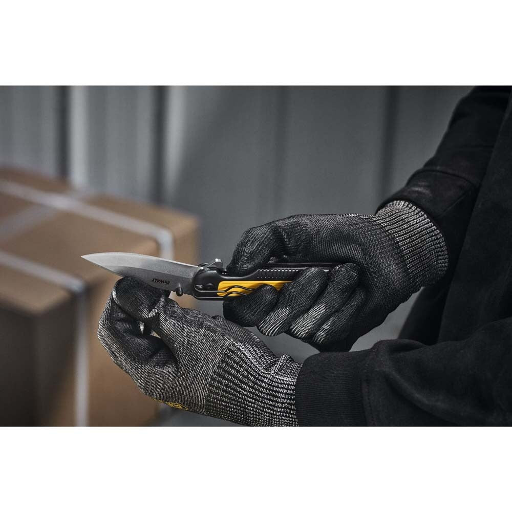 DeWalt DWHT10993 Drop Point Stainless Steel & Beveled Edge Blade Pocket Knife