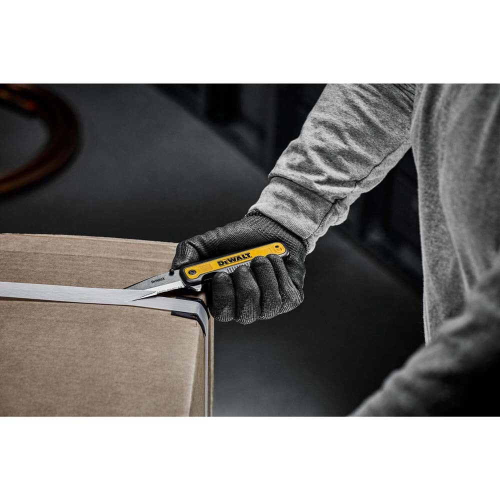DeWalt DWHT10994 Tanto Stainless Steel and Beveled Edge Blade Pocket Knife
