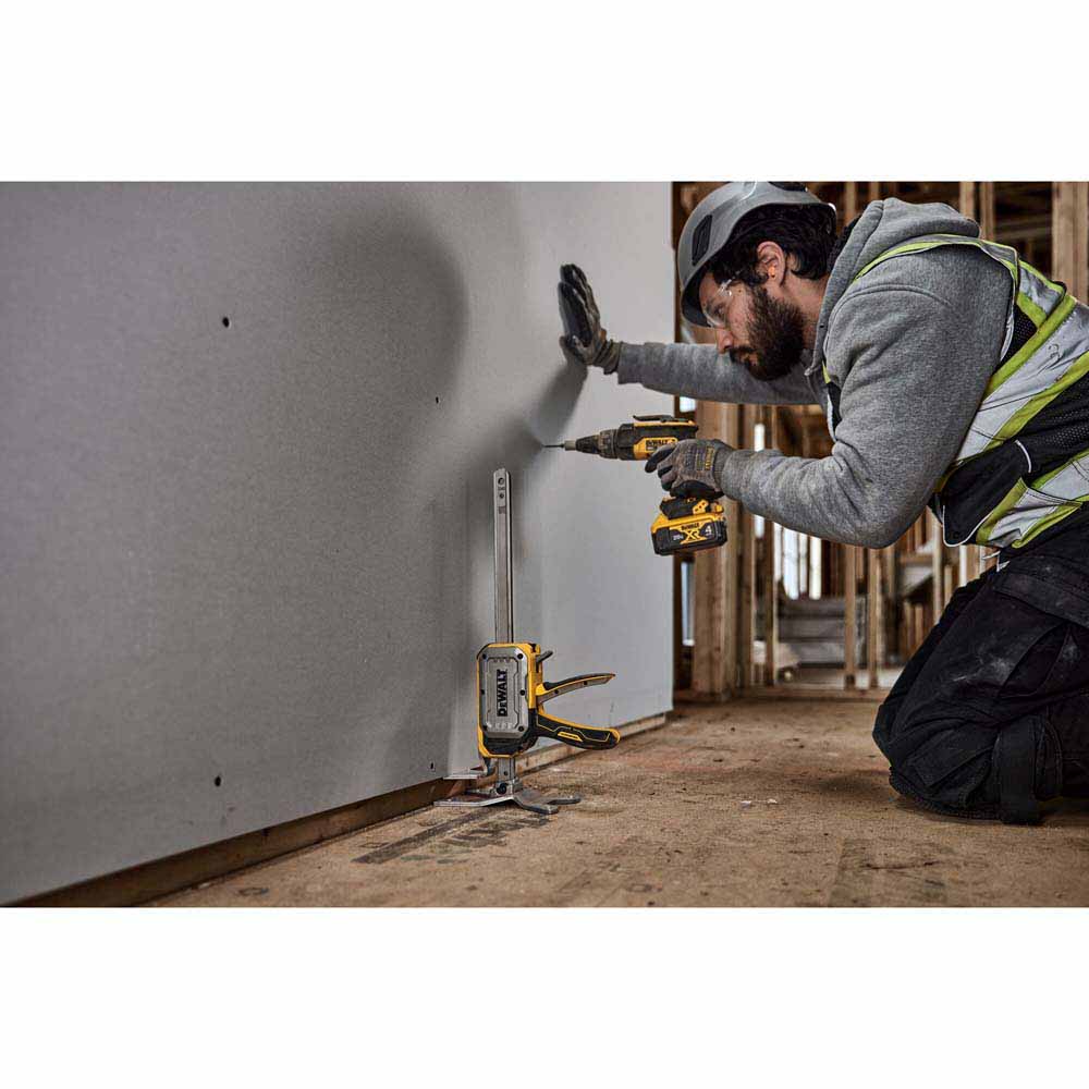 DeWalt DWHT83550 ToughSeries 8-3/4 in.Lift Height ,  340 lb. Capacity Construction Jack
