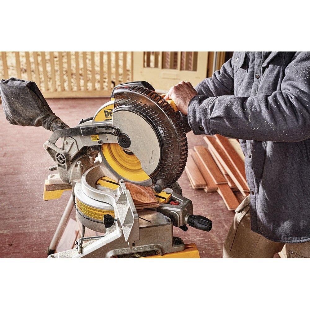 DeWalt DWS713 15Amp 10" Compound Single Bevel Miter Saw (IEC Compliant)