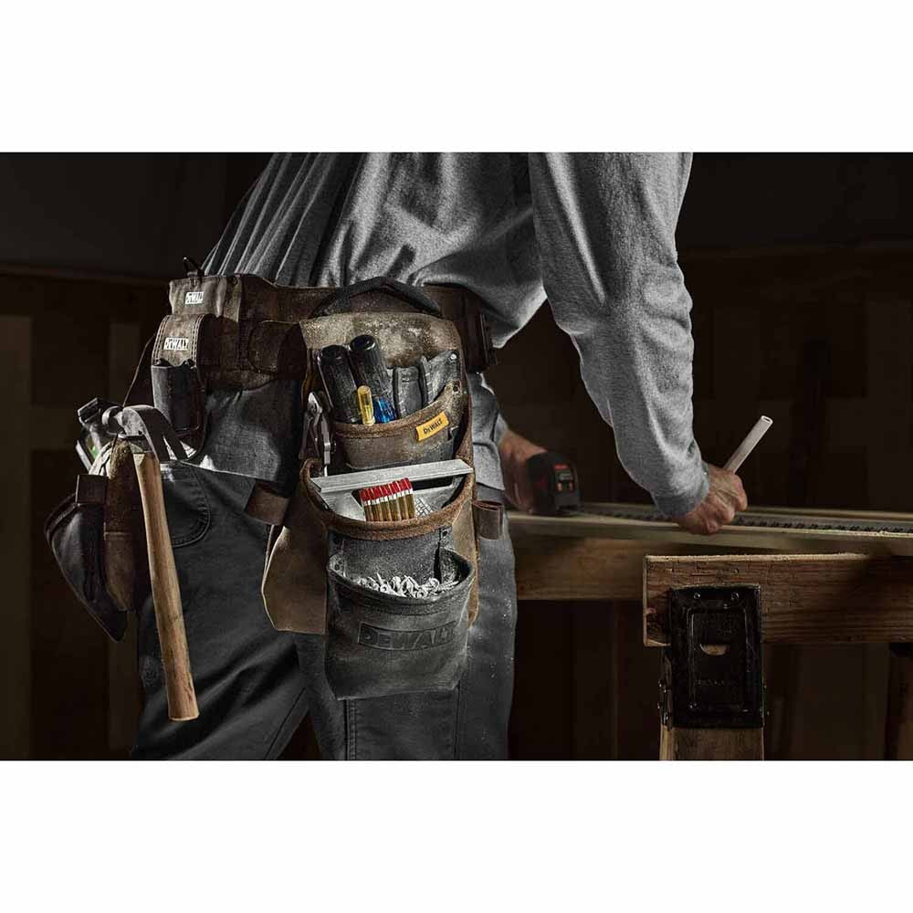 DeWalt DWST550113 Leather Tool Rig