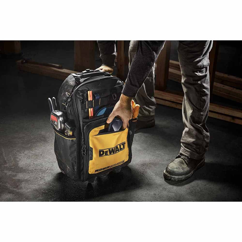 DeWalt DWST560101 Backpack On Wheels