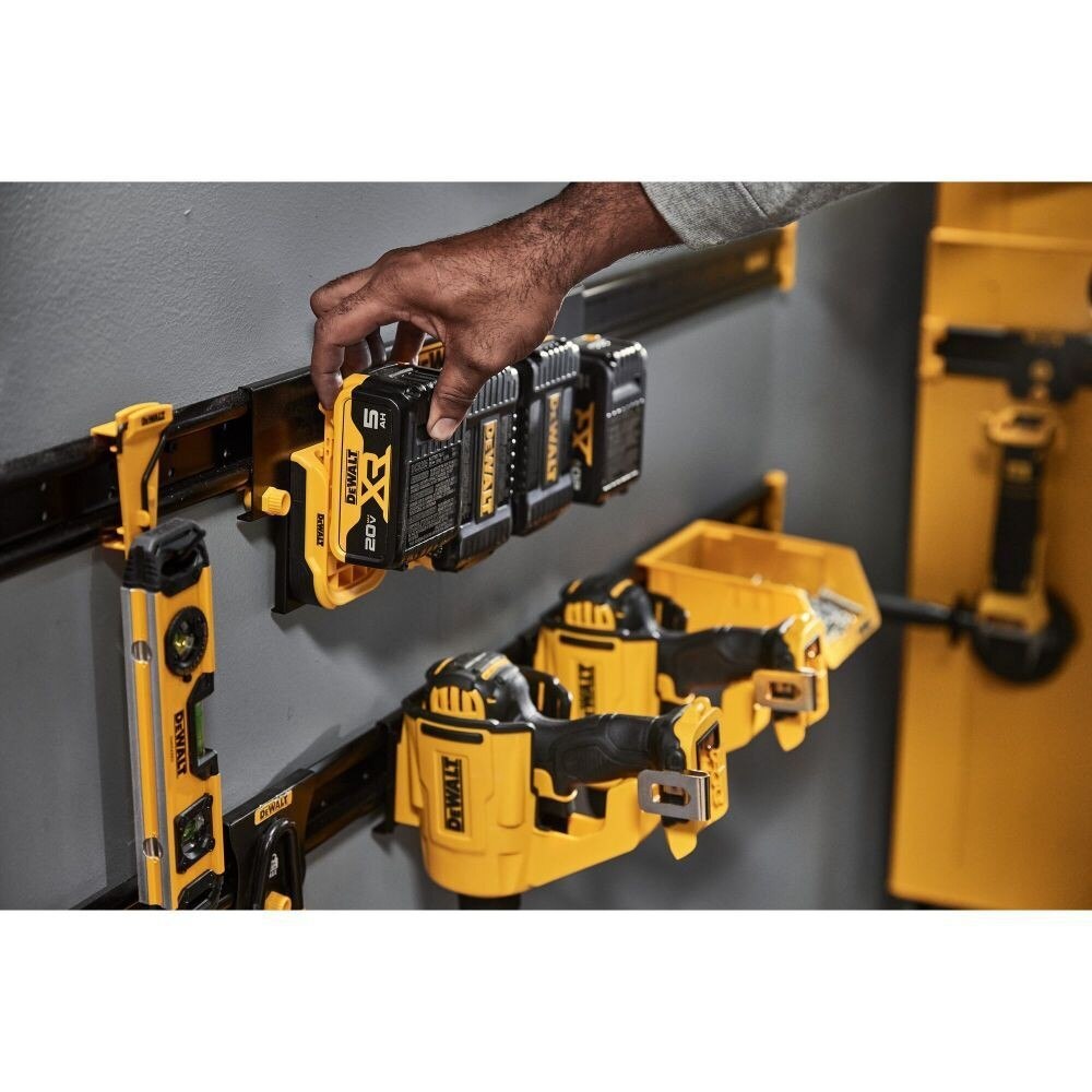 DeWalt DWST82800 48" Metal Rail