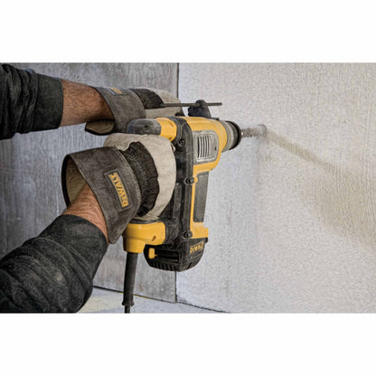 Dewalt D25416K Low Vibration 1-1/8" SDS Combination Hammer, 9.0 Amp