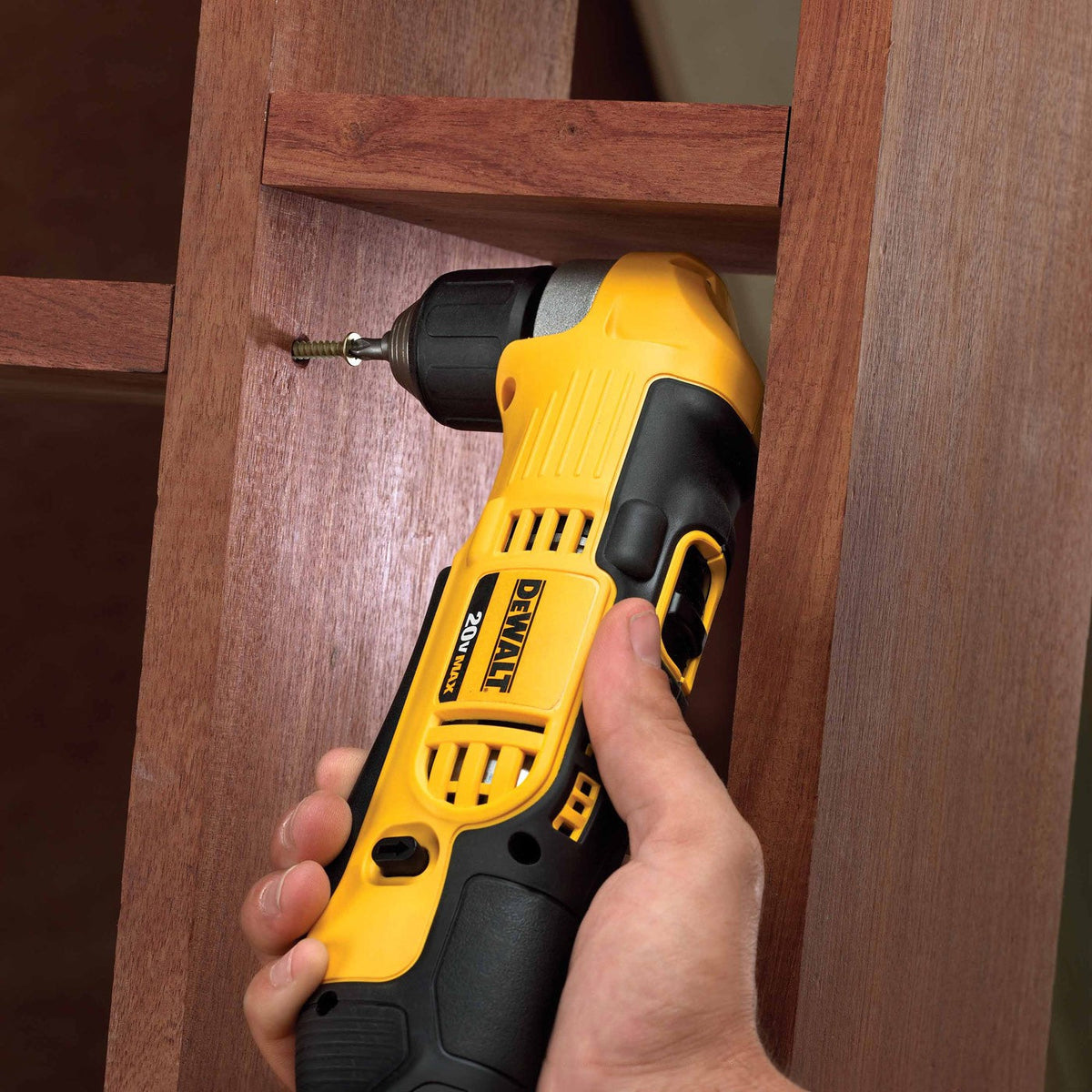 DeWalt DCD740C1 20V MAX Li-Ion Compact Right Angle Drill Kit (1.5 Ah)