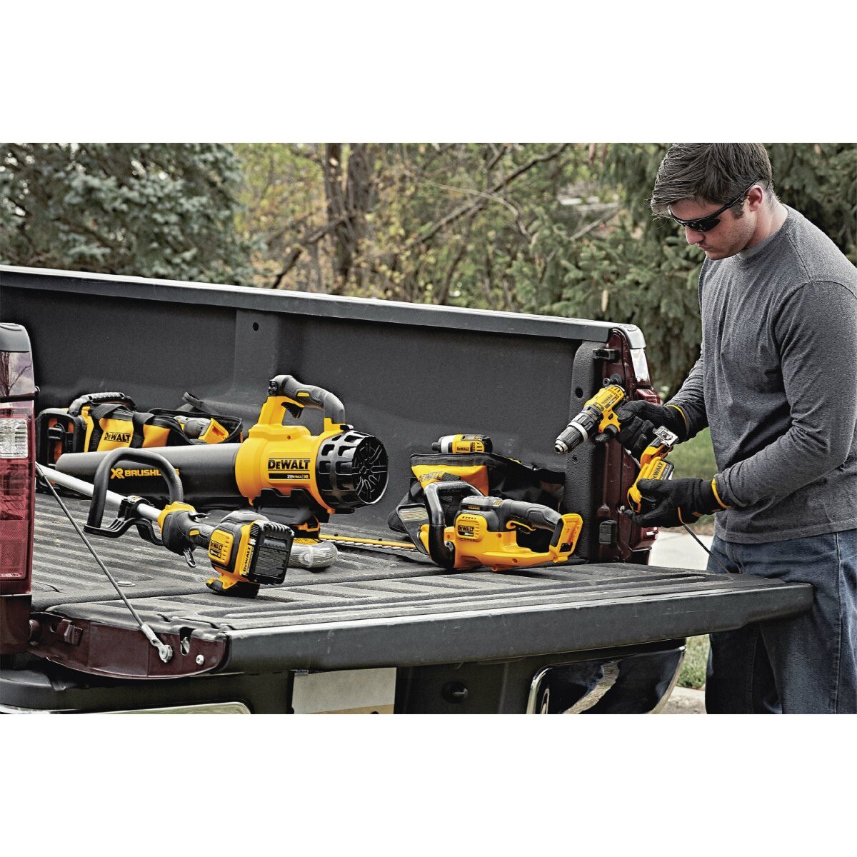 DeWalt DCHT820B 20V MAX Lithium Ion 22" Hedge Trimmer Bare Tool