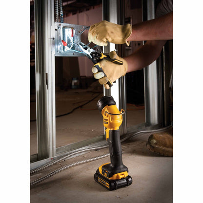 DeWalt DCL040 20V MAX LED Flashlight