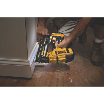 DeWalt DCN660B 20V MAX 16Ga Angled Cordless Finish Nailer Bare Tool