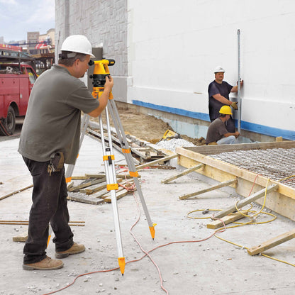 DeWalt DW090PK 20x Builders Level Package