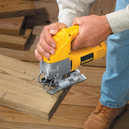 DeWalt DW317K Heavy-Duty Compact Jig Saw Kit